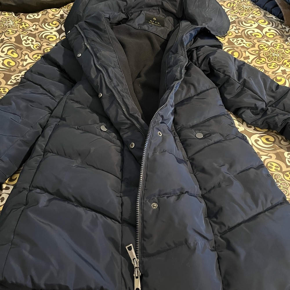 Alto warm 3/4 winter navy coat size medium like new